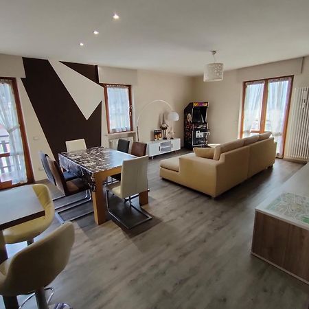 Appartamento Chentre En Ville - A 2 Passi Dal Centro - Parcheggio Gratuito - Cir-Vda-Aosta-0073 Luaran gambar