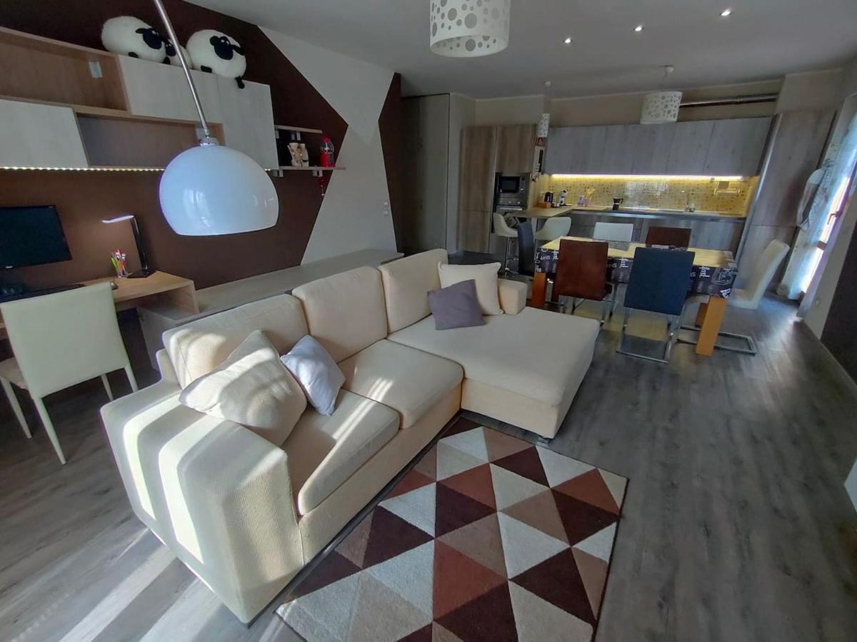 Appartamento Chentre En Ville - A 2 Passi Dal Centro - Parcheggio Gratuito - Cir-Vda-Aosta-0073 Luaran gambar