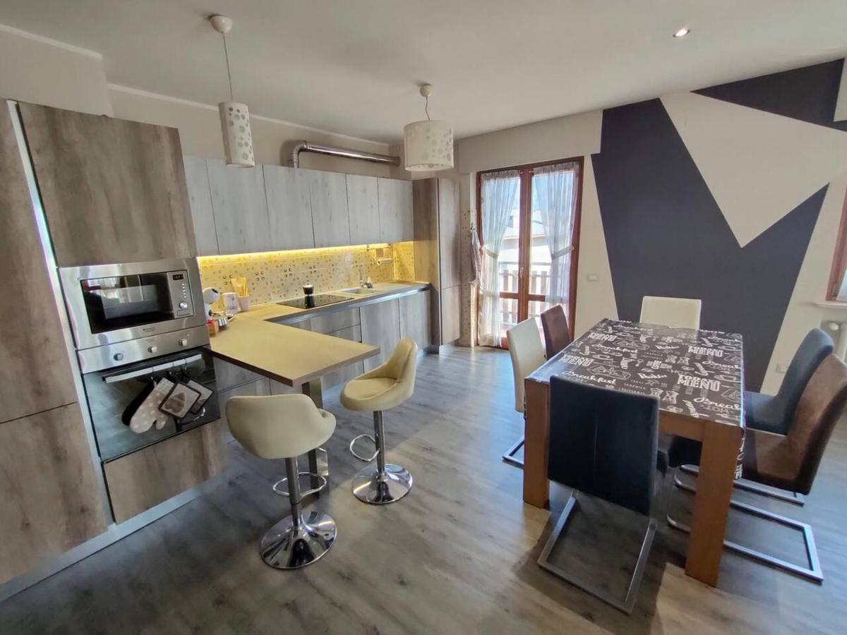 Appartamento Chentre En Ville - A 2 Passi Dal Centro - Parcheggio Gratuito - Cir-Vda-Aosta-0073 Luaran gambar