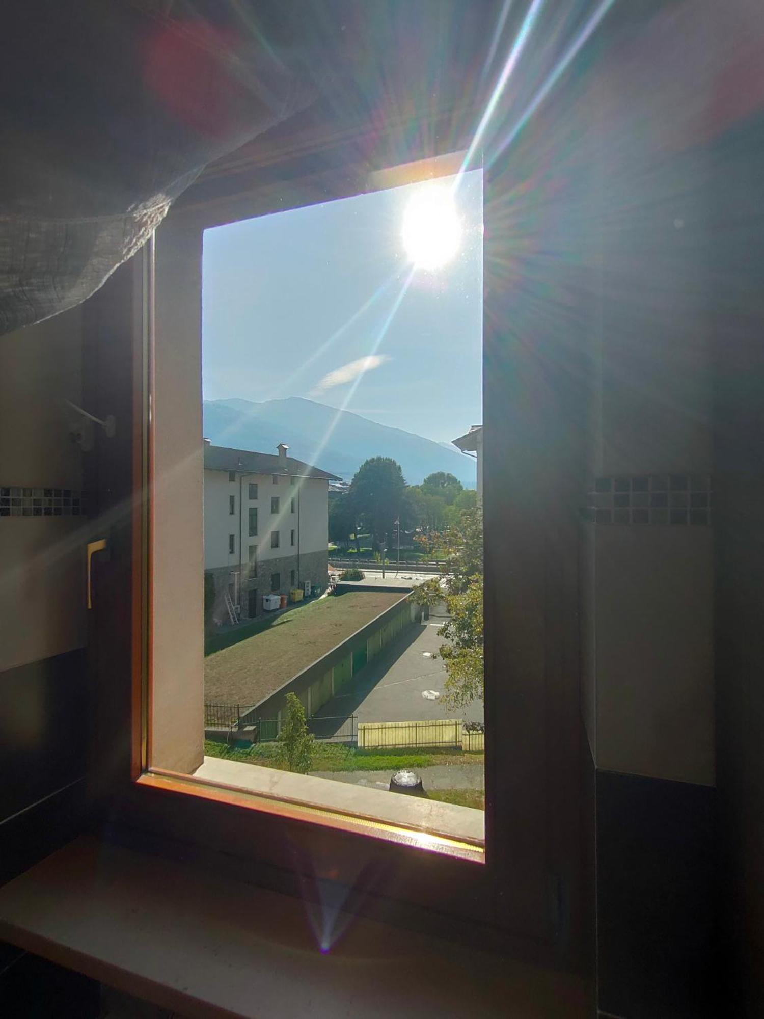 Appartamento Chentre En Ville - A 2 Passi Dal Centro - Parcheggio Gratuito - Cir-Vda-Aosta-0073 Luaran gambar