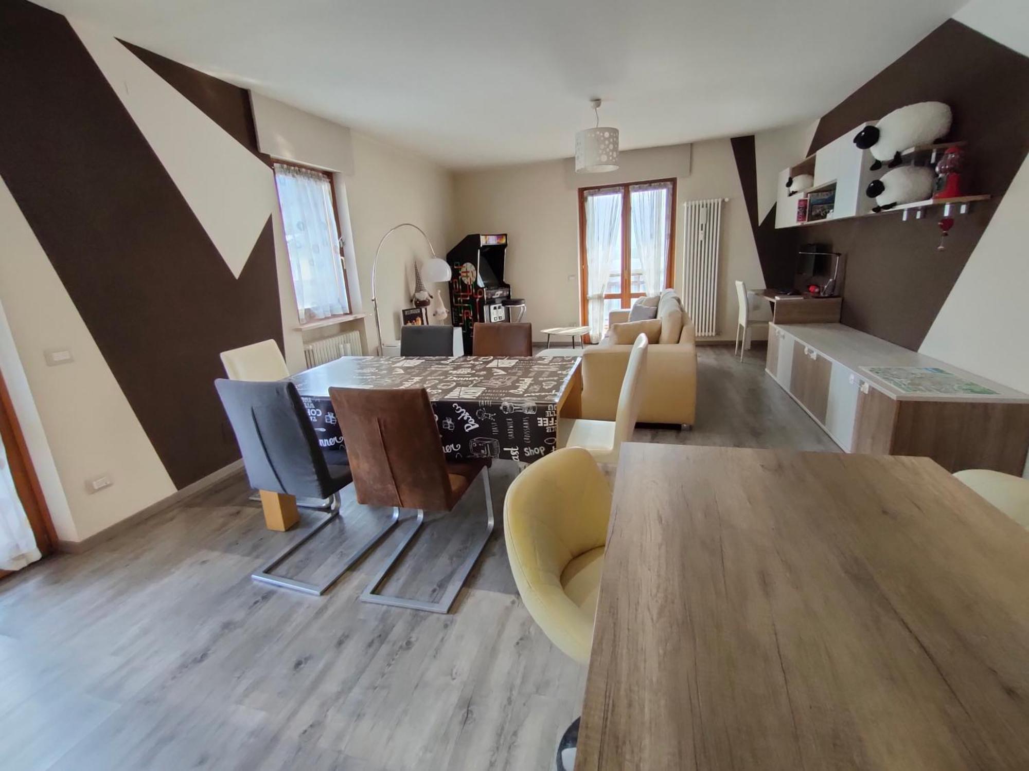 Appartamento Chentre En Ville - A 2 Passi Dal Centro - Parcheggio Gratuito - Cir-Vda-Aosta-0073 Luaran gambar