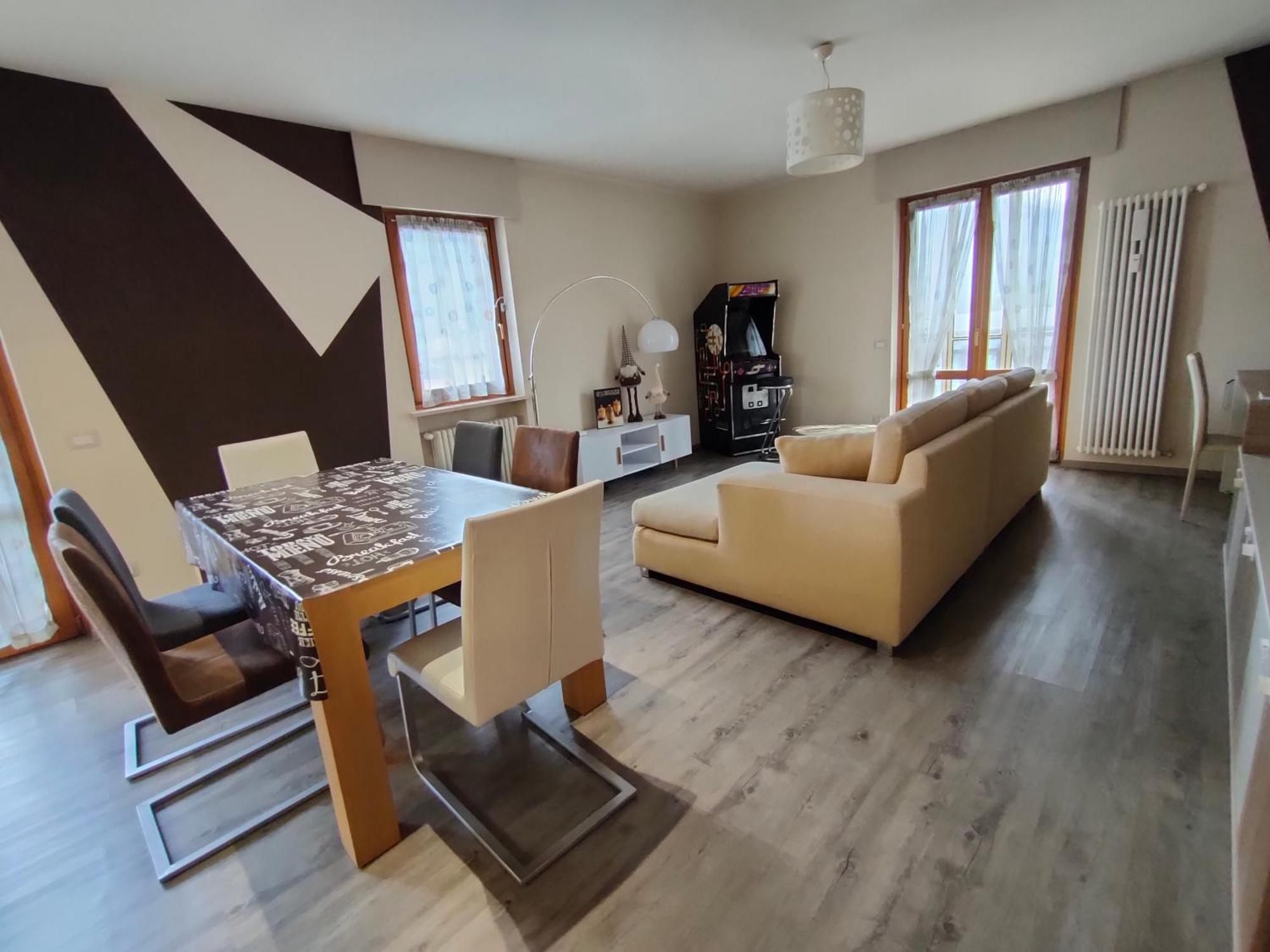 Appartamento Chentre En Ville - A 2 Passi Dal Centro - Parcheggio Gratuito - Cir-Vda-Aosta-0073 Luaran gambar
